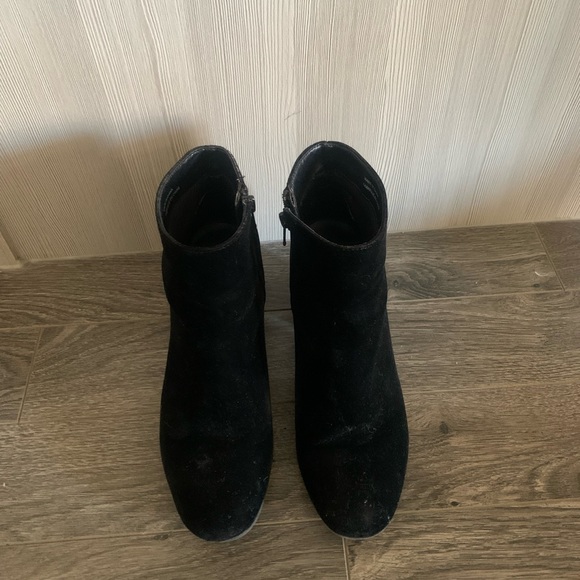 Joe fresh velvet bootie, lightly used. - Picture 5 of 5